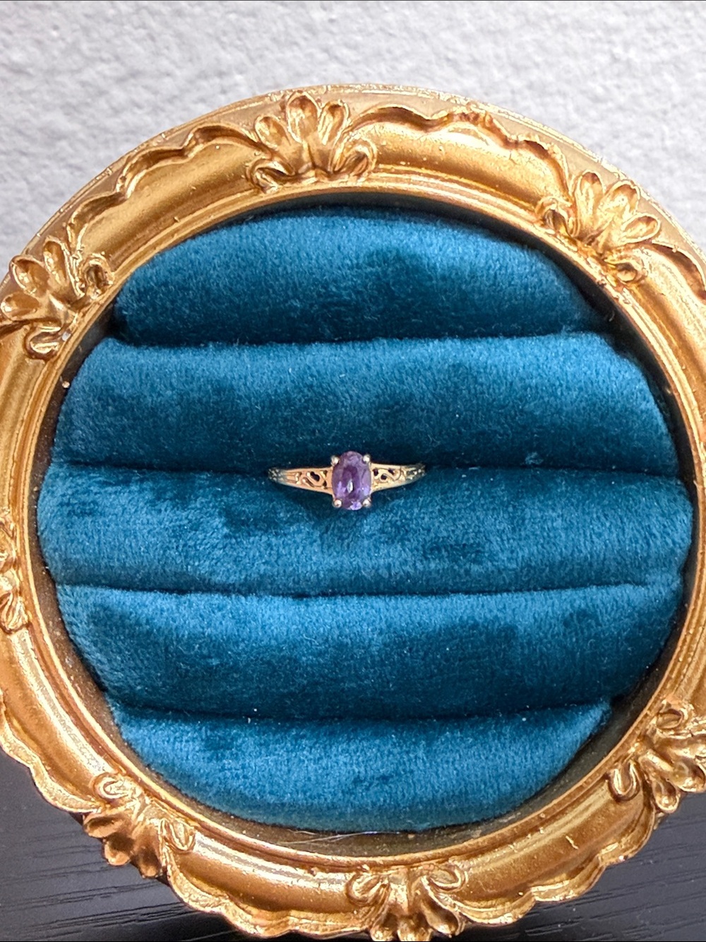 14K Solid Yellow Gold Oval Amethyst Ring Size 6
